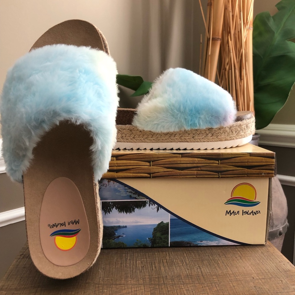 Blue Fluffy platform sandals